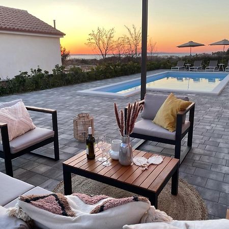 Villa Katarina - Grosser Pool Beheizt - Meerblick 沃希 外观 照片